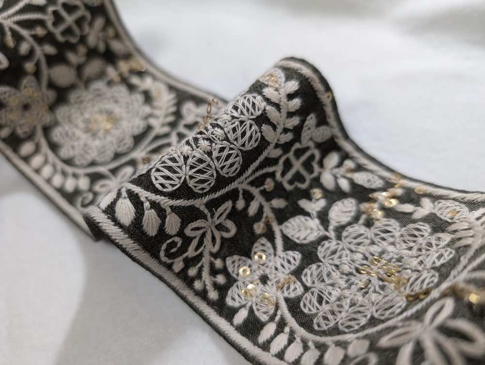 刺繍作品を仕上げるには？洗い方や縮まない方法、アイロンのかけ方